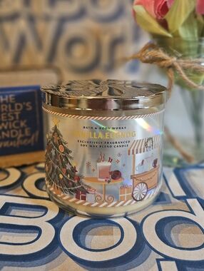 NWT Bath and Body Works Vanilla Eggnog 3-Wick Candle - Silver and Cream
